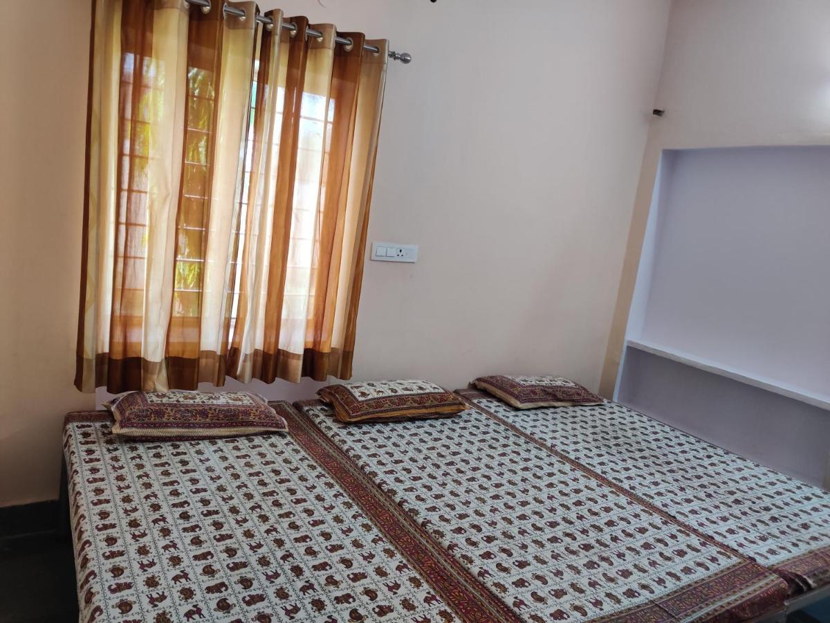Saket Guest House Jaipur Habitación foto